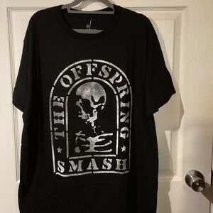 NWT The Offspring Black Tee with Silver 'Smash' Skull Graphic
